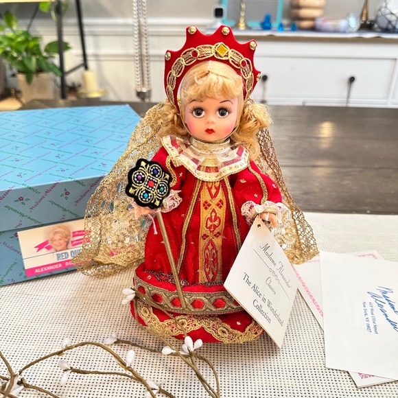 Madame Alexander Red Queen Doll Rare‎ Vintage Alice in Wonderland 8 inch NEW